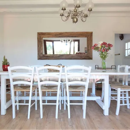 فيلة Langouste Saint Hilaire De Riez *